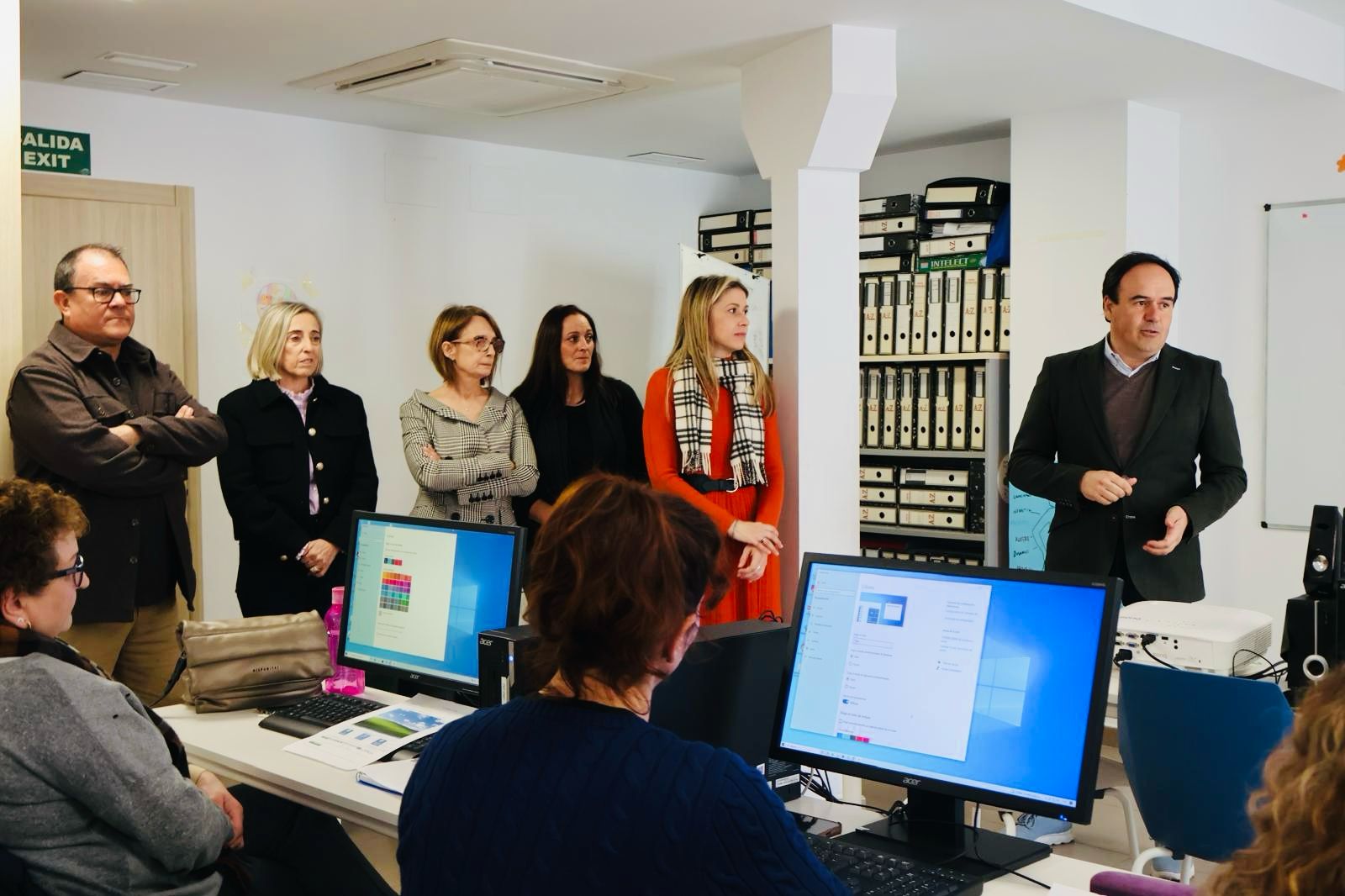 Comienza en Finestrat un nuevo curso de formación en actividades administrativas con una subvención que roza los 550.000 euros Comienza en Finestrat un nuevo curso de formación en actividades administrativas con una subvención que roza los 550.000 euros