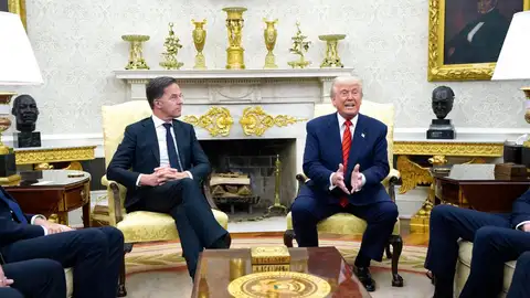 Fotografía del presidente de Estados Unidos, Donald Trum, junto al secretario general de la OTAN, Mark Rutte. Fotografía del presidente de Estados Unidos, Donald Trum, junto al secretario general de la OTAN, Mark Rutte.