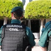 Imagen de archivo de dos agentes de la Guardia Civil