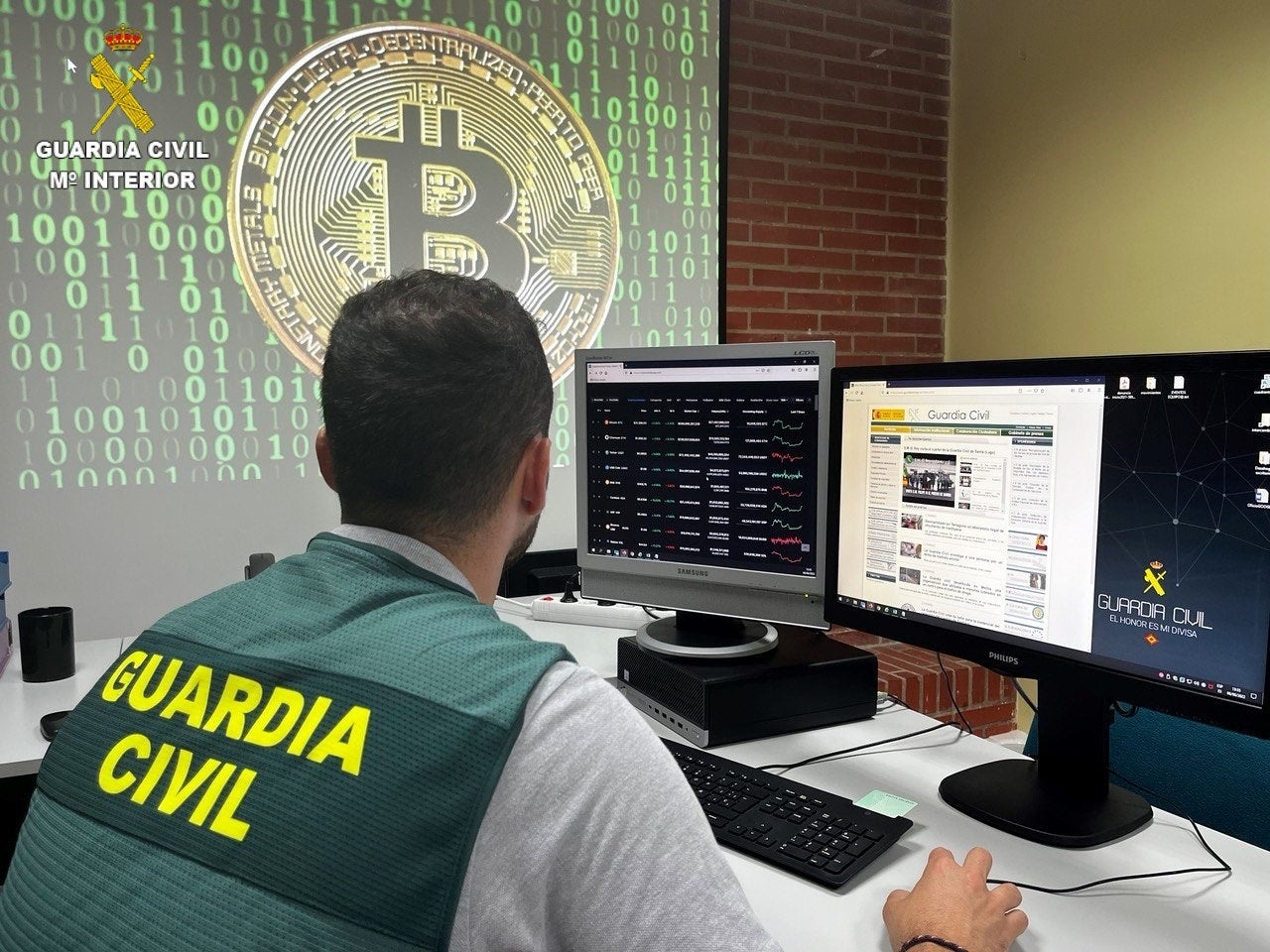 Granada, entre las provincias con más delitos informáticos en Andalucía Granada, entre las provincias con más delitos informáticos en Andalucía