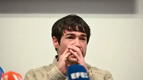 El actor Juanjo Ballesta no irá a juicio por agresión sexual al concluir la jueza que hay contradicciones en la víctima El actor Juanjo Ballesta no irá a juicio por agresión sexual al concluir la jueza que hay contradicciones en la víctima