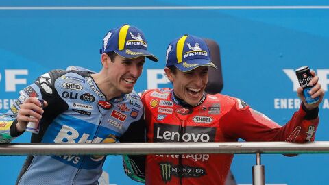 Mandan los Márquez