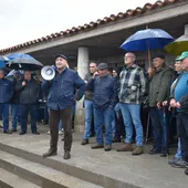 Florencio Rodríguez durante la concentración de protesta Florencio Rodríguez durante la concentración de protesta