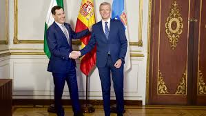 La Xunta rechaza la fórmula de reparto de menores no acompañados pactada por Gobierno central y Junts La Xunta rechaza la fórmula de reparto de menores no acompañados pactada por Gobierno central y Junts