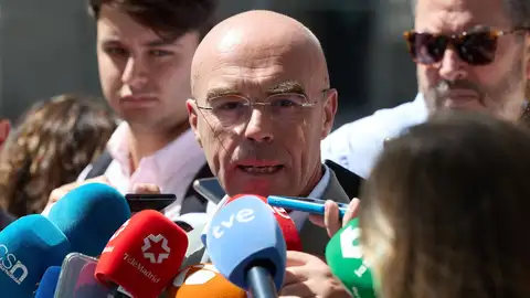Buxadé (Vox) traslada a la Plataforma 'Sí a Almaraz' en Bruselas su "firme apuesta" por la energía nuclear Buxadé (Vox) traslada a la Plataforma 'Sí a Almaraz' en Bruselas su "firme apuesta" por la energía nuclear