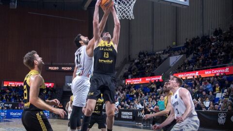 Imagen de un partido de La Laguna Tenerife en BCL 