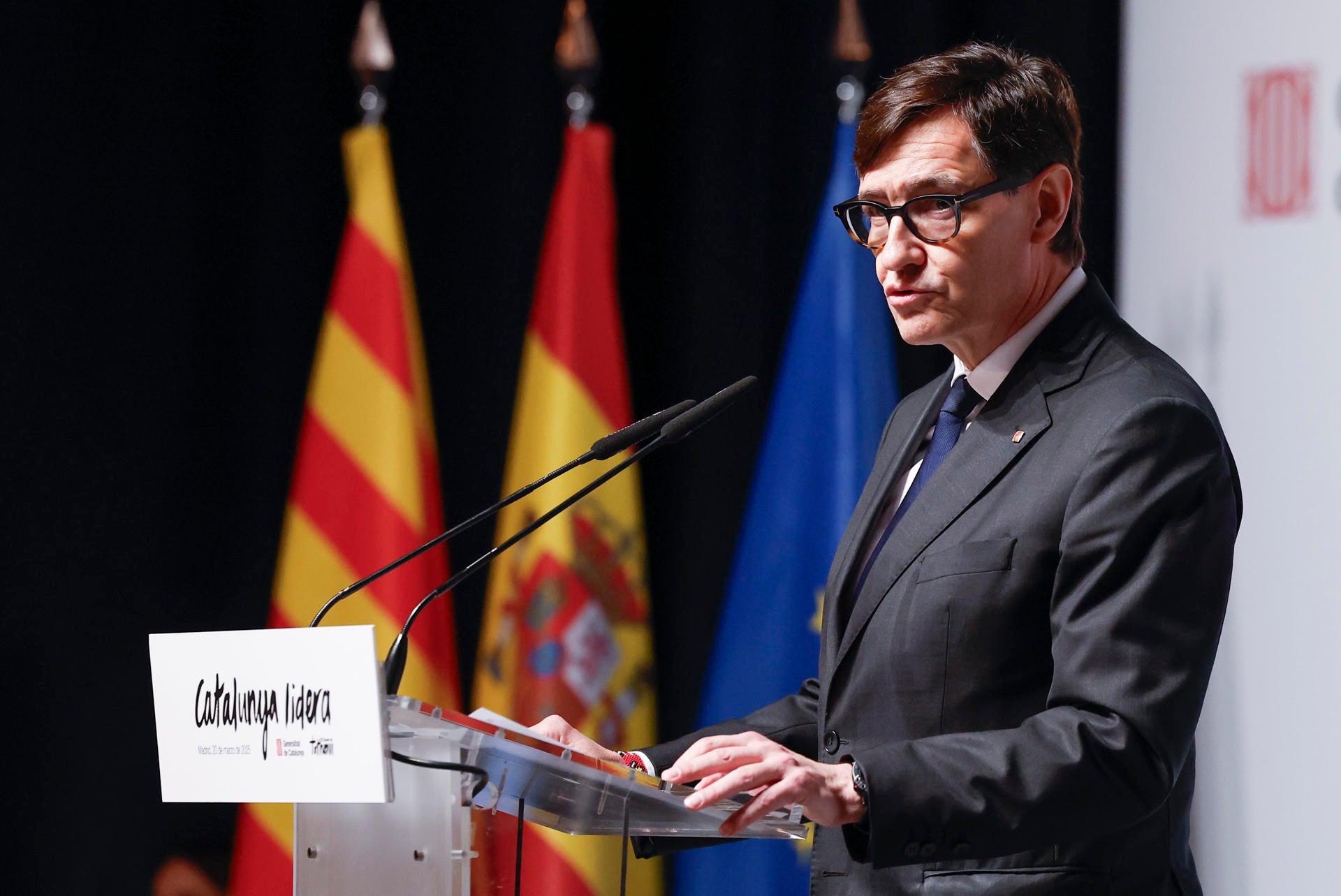 Illa: "Las tornas han cambiado. Cataluña tiene estabilidad política y jurídica" Illa: "Las tornas han cambiado. Cataluña tiene estabilidad política y jurídica"