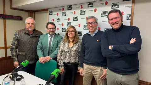 Sito Cantero, Javier Ruíz, Consoli Romero, Diego Ortega y Marcelino Abenza Hasta la Bola