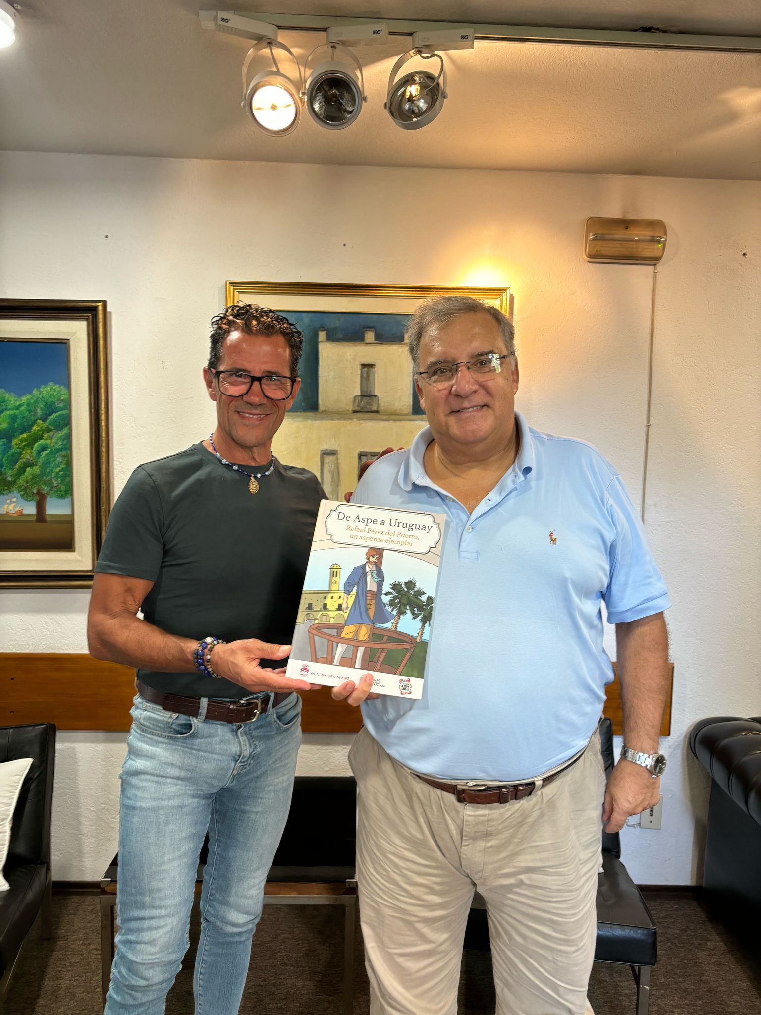 Aspe lleva hasta Uruguay el cómic en torno a la figura de Rafael Pérez del Puerto Aspe lleva hasta Uruguay el cómic en torno a la figura de Rafael Pérez del Puerto