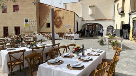 El comercio de Orihuela celebra este sábado la recreación de la boda de Miguel Hernández y Josefina Manresa