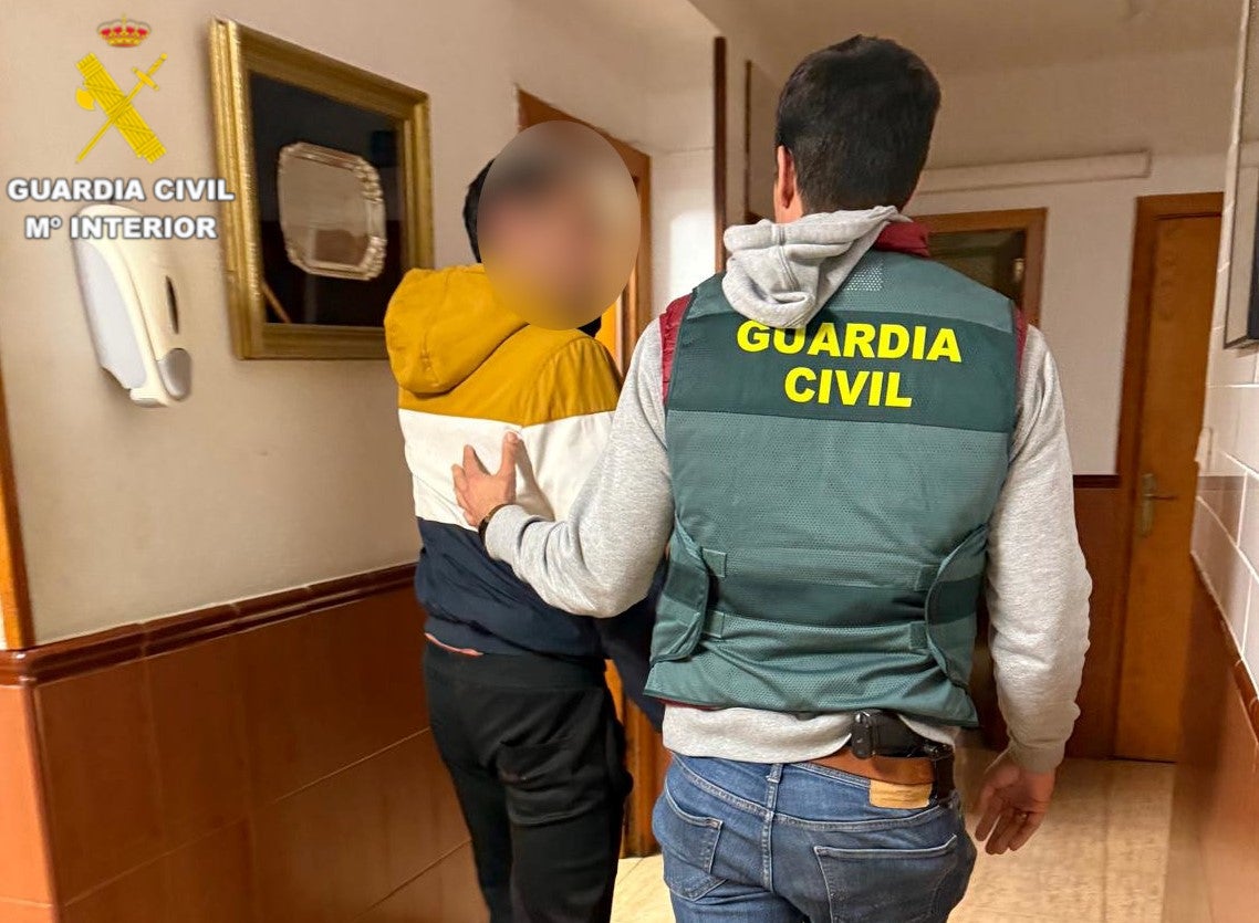 Detenidos los autores de varios robos en establecimientos públicos de Benicàssim Detenidos los autores de varios robos en establecimientos públicos de Benicàssim