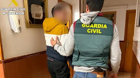 Detenidos los autores de varios robos en establecimientos públicos de Benicàssim Detenidos los autores de varios robos en establecimientos públicos de Benicàssim