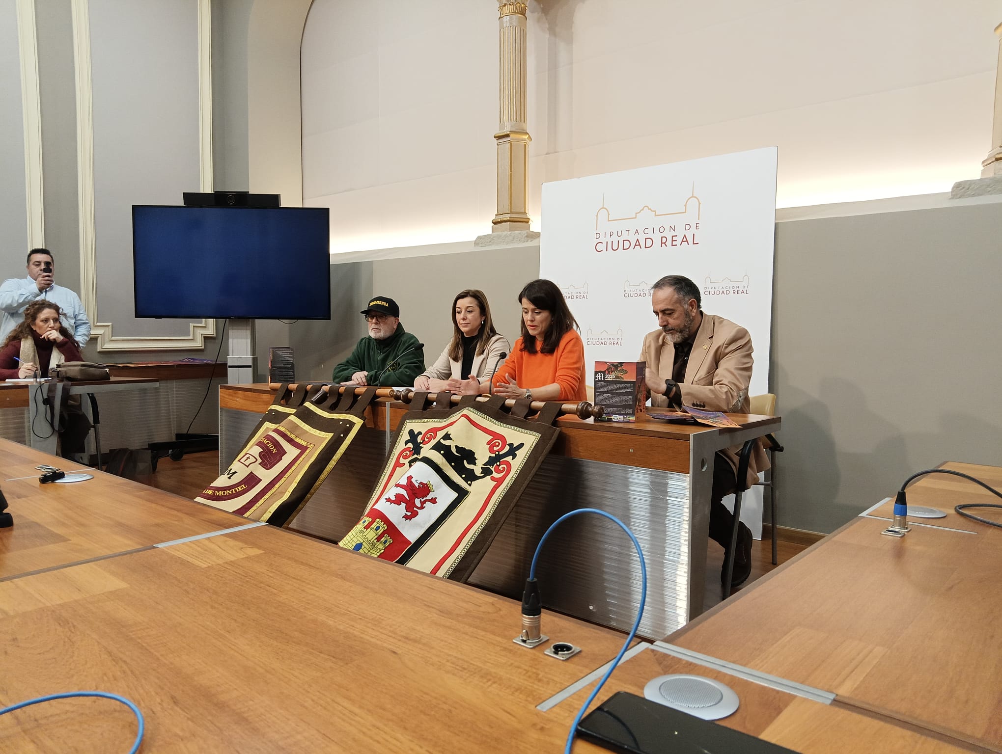 Isabel Lobo, subdirectora del programa “Por fin” de Onda Cero, pregonera de Montiel Medieval Isabel Lobo, subdirectora del programa “Por fin” de Onda Cero, pregonera de Montiel Medieval