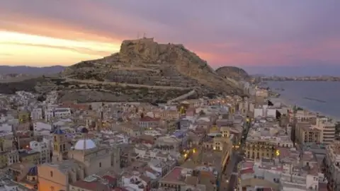 El Castillo Santa Bárbara al anochecer El Castillo Santa Bárbara al anochecer