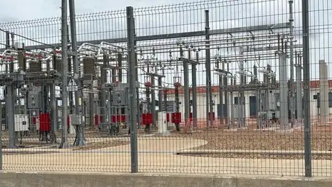 Un segundo transformador permite que todas las parcelas de la Plataforma Logística de Badajoz tengan dotación eléctrica Un segundo transformador permite que todas las parcelas de la Plataforma Logística de Badajoz tengan dotación eléctrica