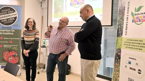 Jornadas sobre el tomate huevo toro y la biodiversidad como estrategia agroecológica Tomate