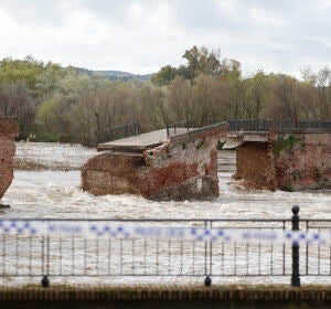 Imagen del derrumbe del Puente Romano de Talavera de la Reina