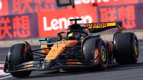 Piastri se impone en el GP de China en una mala carrera para los españoles Piastri se impone en el GP de China en una mala carrera para los españoles