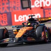 Piastri se impone en el GP de China en una mala carrera para los españoles