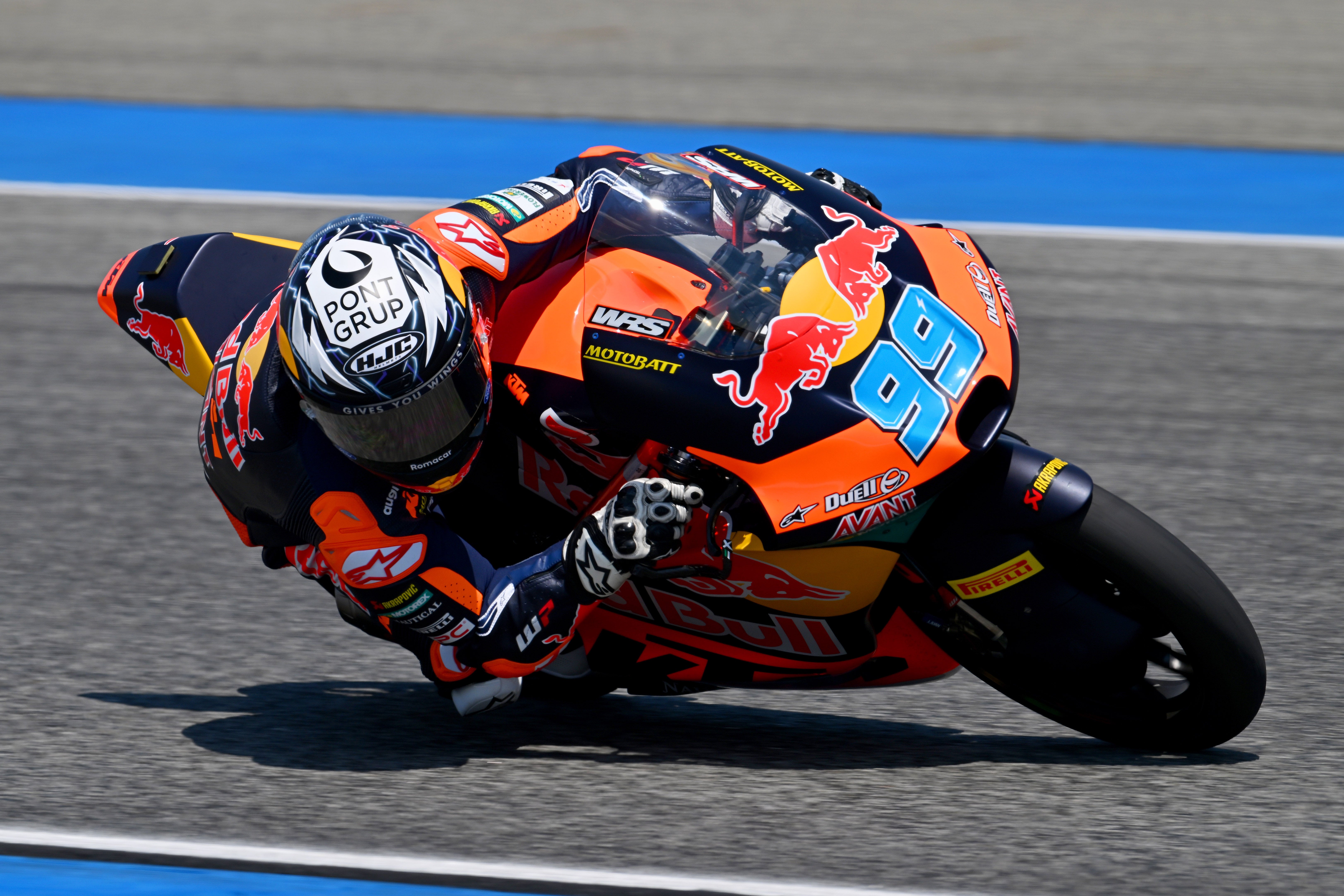 José Antonio Rueda, el joven piloto de motociclismo español que conquista podios a sus 19 años