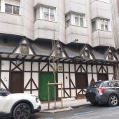Entran a robar en la cervecería La Jarra y se llevan casi mil euros de la caja y 1.200 de la tragaperras 