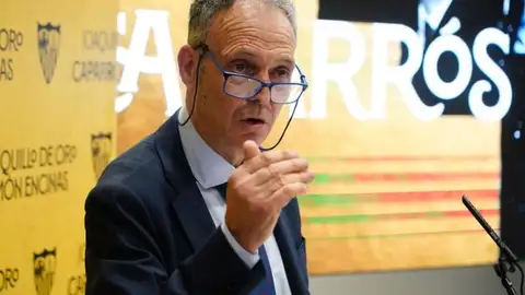 Caparrós pide una rectificación por parte del Betis Caparrós pide una rectificación por parte del Betis