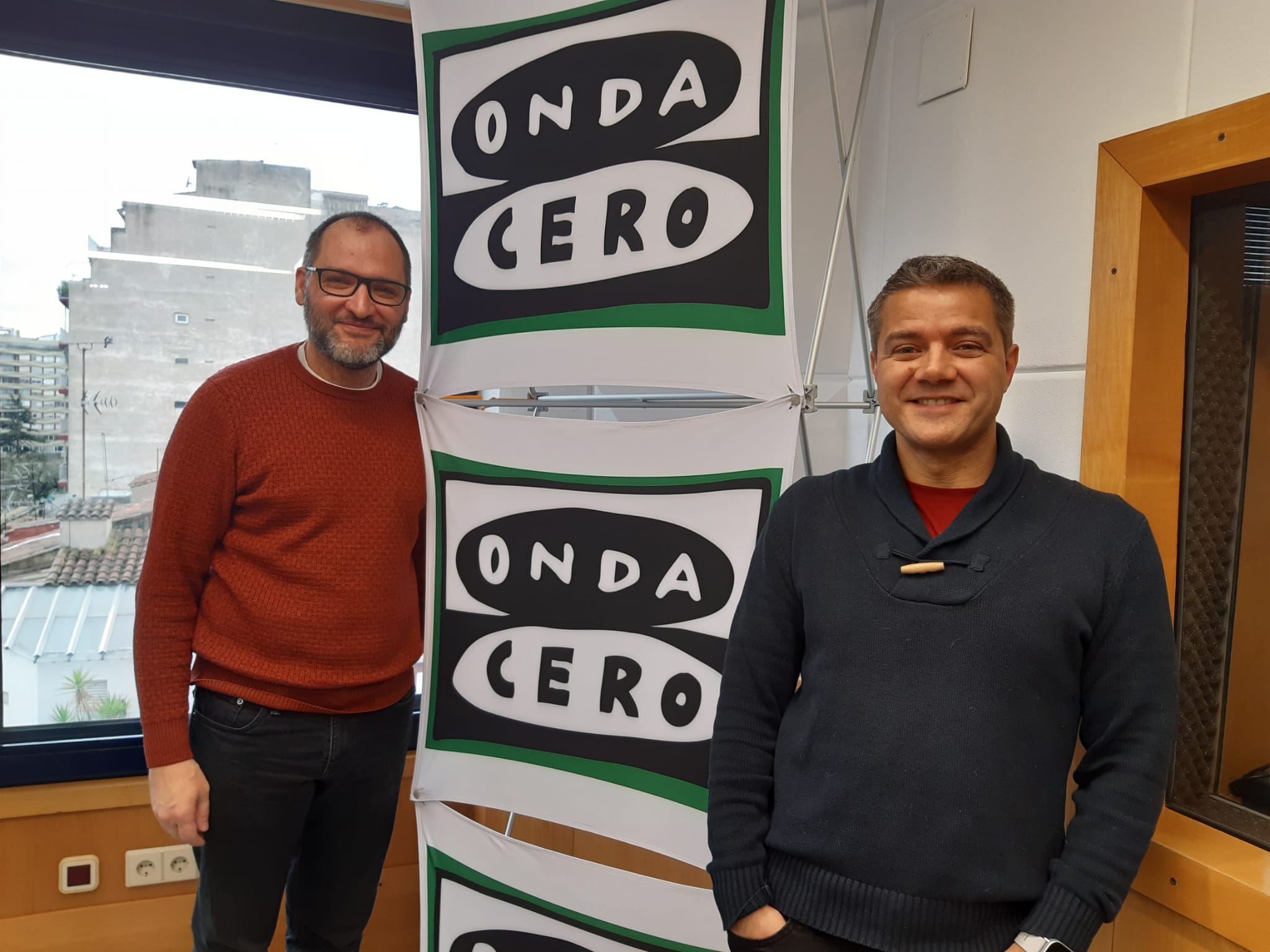 Tertúlia esportiva: El Hiopos cau davant la qualitat del Joventut i el Lleida CF es queda sense idees amb el setzè empat de la temporada Tertúlia esportiva: El Hiopos cau davant la qualitat del Joventut i el Lleida CF es queda sense idees amb el setzè empat de la temporada