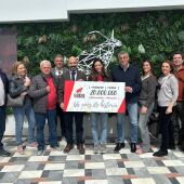 El presidente de la Fundación Cueva de Nerja recibe al visitante 20 millones en el recinto de la cavida