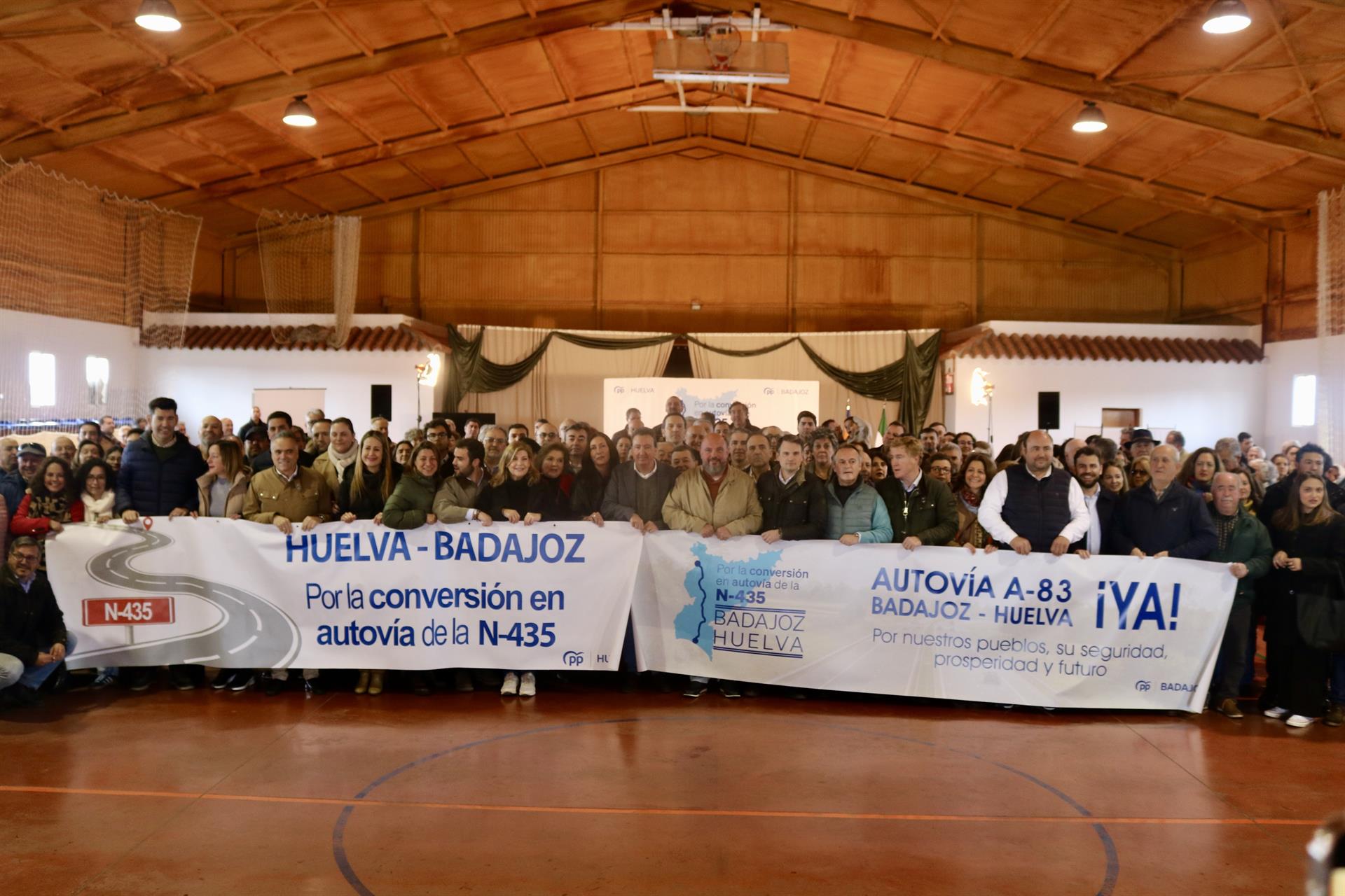 El PP de Huelva y Badajoz exige el desdoble de la N-435 con una marcha de vehículos hasta Cumbres de San Bartolomé El PP de Huelva y Badajoz exige el desdoble de la N-435 con una marcha de vehículos hasta Cumbres de San Bartolomé