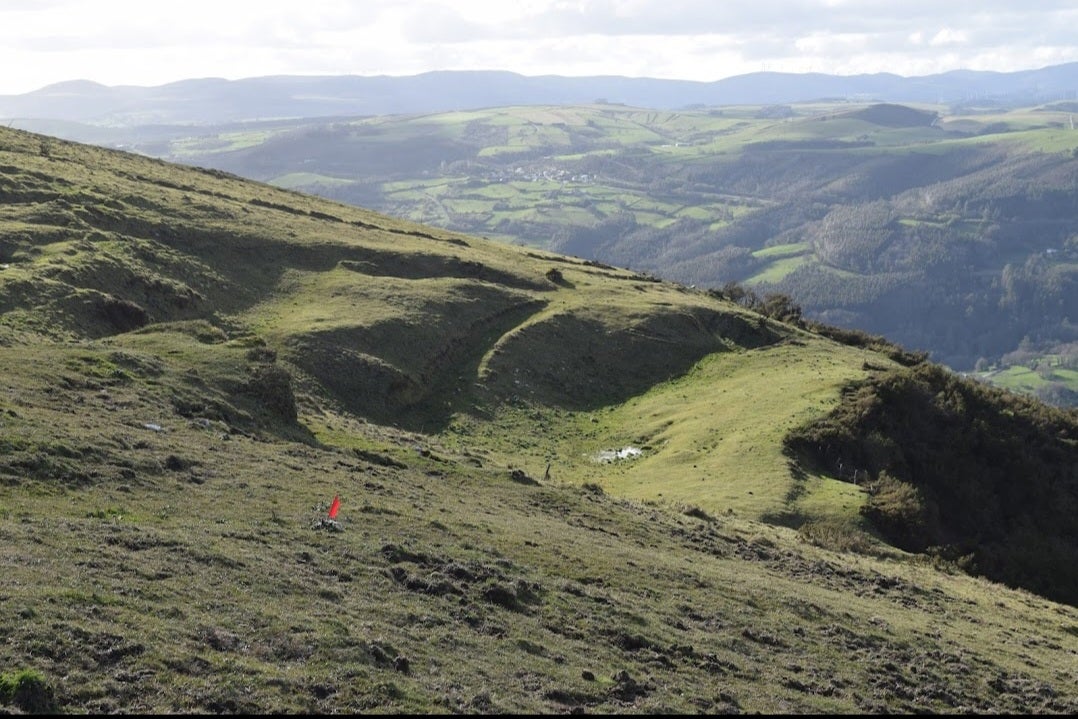 Mariña Patrimonio localiza un gran concentración de oro en la A8 en O Fiouco Mariña Patrimonio localiza un gran concentración de oro en la A8 en O Fiouco