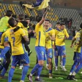 El Orihuela mantiene su marcha ascendente desde la llegada al banquillo de Pato. Los oriolanos sumaron tres nuevos puntos al imponerse por 1-0 a La RB Linense