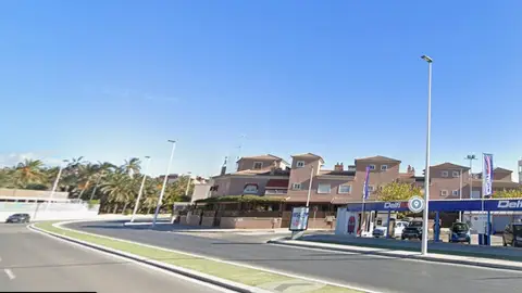Lugar en el que se ha registrado el incendio en Elche. Lugar en el que se ha registrado el incendio en Elche.