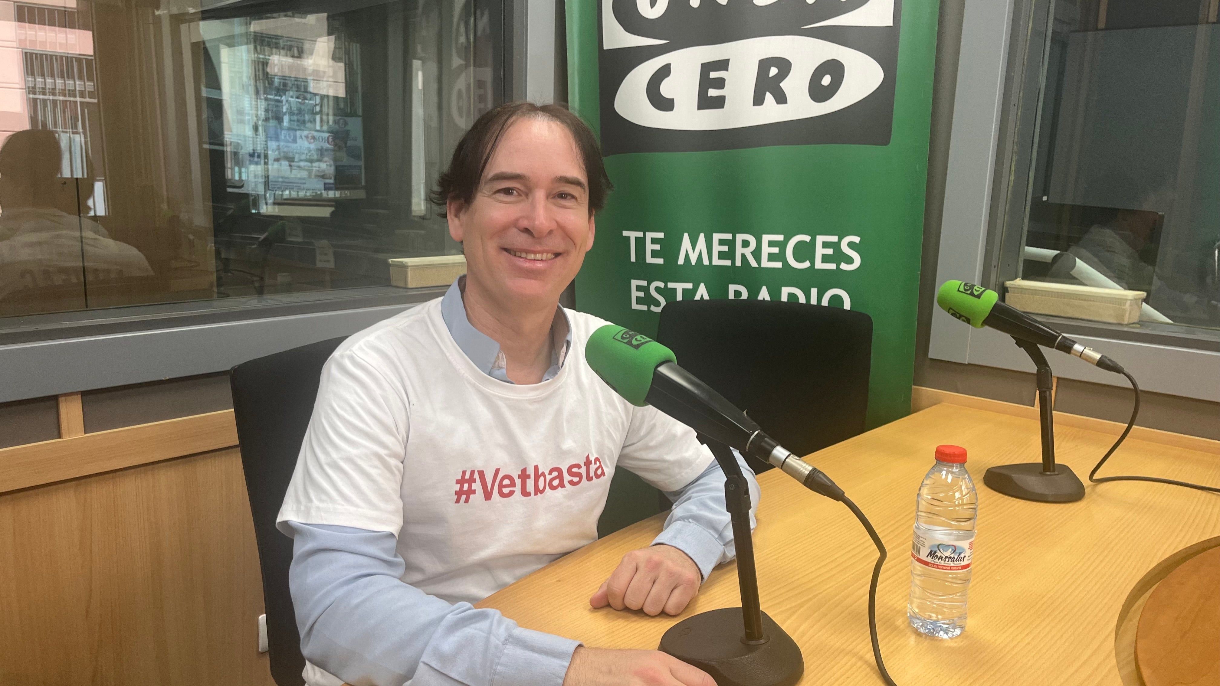 Continúan las protestas de los veterinarios contra el decreto que regula sus funciones Continúan las protestas de los veterinarios contra el decreto que regula sus funciones