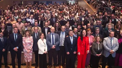 La consejera Sara García Espada ensalza el excelente capital humano del SES como pilar fundamental de la sanidad pública La consejera Sara García Espada ensalza el excelente capital humano del SES como pilar fundamental de la sanidad pública