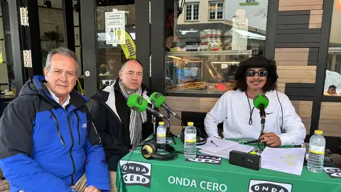 Más de uno desde Sierra Nevada Más de uno desde Sierra Nevada