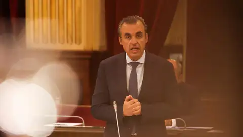 El conseller d'Educació i Universitats, Antoni Vera El conseller d'Educació i Universitats, Antoni Vera