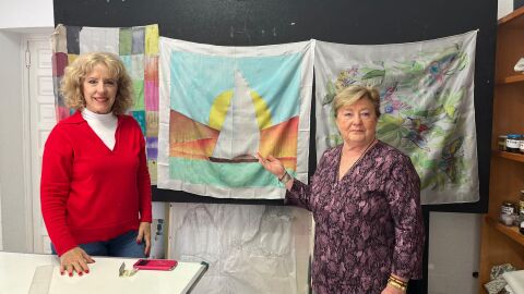 taller pintura en seda Aguja Solidaria