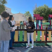 Altea renueva el parque del colegio Les Rotes con una inversión de algo más de 17.000 euros