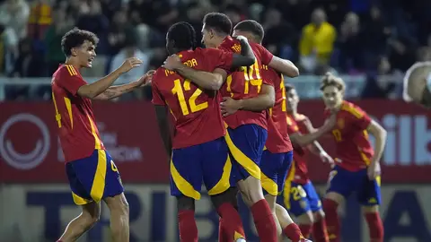 César Tárrega celebra su gol el día de su debut con la selección española sub-21 César Tárrega celebra su gol el día de su debut con la selección española sub-21