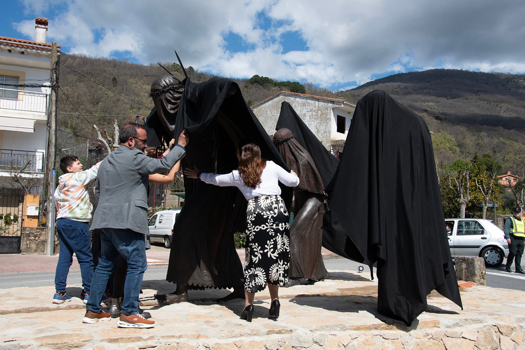 Tres figuras protagonistas de Los Empalaos recibirán a las personas que visitan Valverde de la Vera Tres figuras protagonistas de Los Empalaos recibirán a las personas que visitan Valverde de la Vera