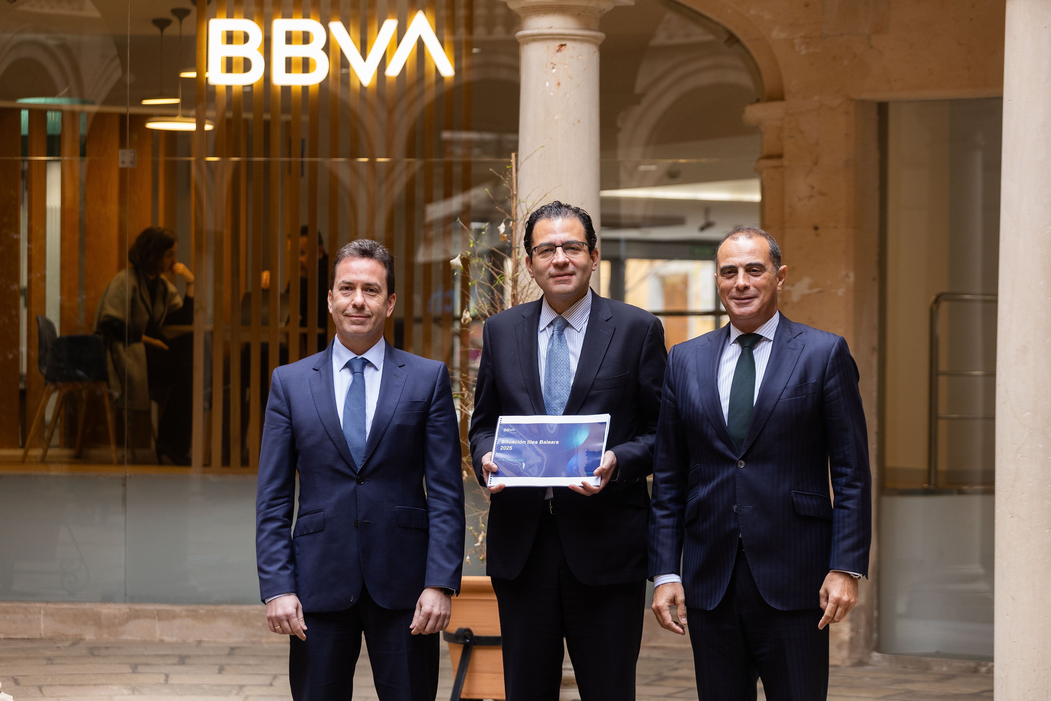 BBVA prevé un aumento del PIB de Baleares del 3,2% en 2025 y del 1,6% en 2026 BBVA prevé un aumento del PIB de Baleares del 3,2% en 2025 y del 1,6% en 2026