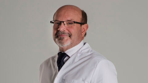 doctor Ángel Ferrer, especialista del Servicio de Alergología de Quirónsalud Alicante doctor Ángel Ferrer, especialista del Servicio de Alergología de Quirónsalud Alicante