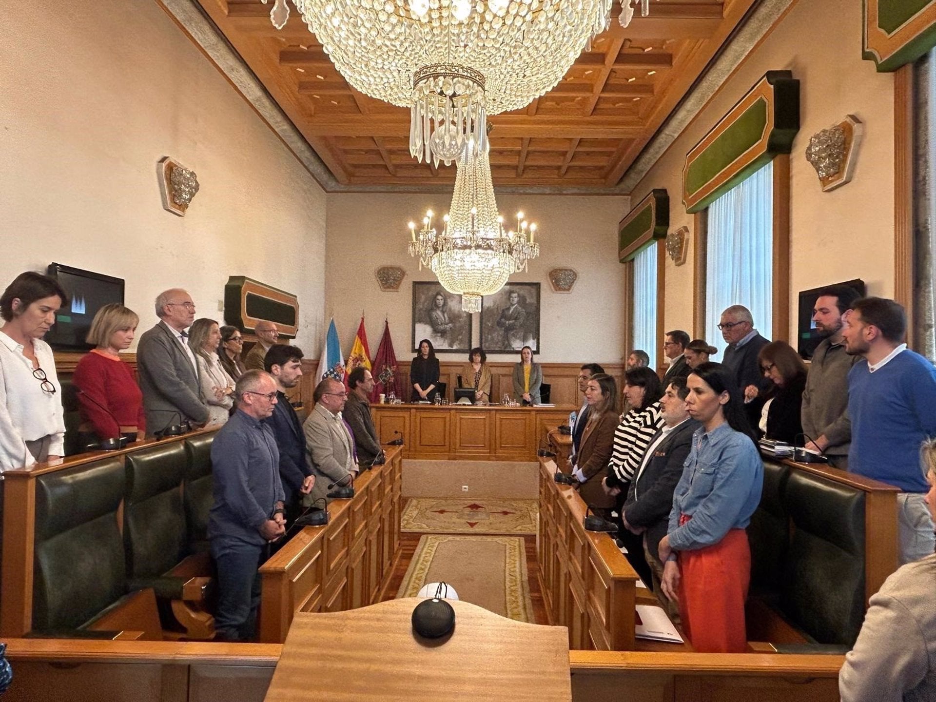 El Pleno Municipal aprueba declaración conjunta que pide un juzgado exclusivo de violencia de género para Santiago El Pleno Municipal aprueba declaración conjunta que pide un juzgado exclusivo de violencia de género para Santiago