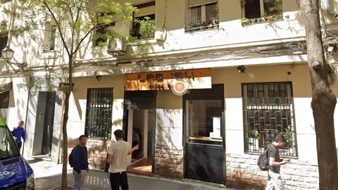 Muere un hombre solo en su casa de Arganzuela y es devorado durante 15 días por su perro. Muere un hombre solo en su casa de Arganzuela y es devorado durante 15 días por su perro.