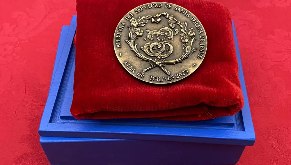 Reverso del medallón Reverso del medallón