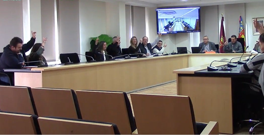 La Nucía pedirá quedar fuera del área de prestación conjunta de taxis de la Marina Baixa para mejorar el servicio a su ciudadanía La Nucía pedirá quedar fuera del área de prestación conjunta de taxis de la Marina Baixa para mejorar el servicio a su ciudadanía