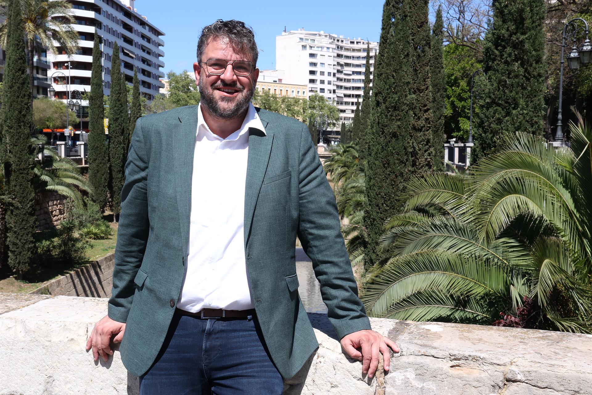 Lluís Apesteguia deja la alcaldía de Deià por salud mental Lluís Apesteguia deja la alcaldía de Deià por salud mental