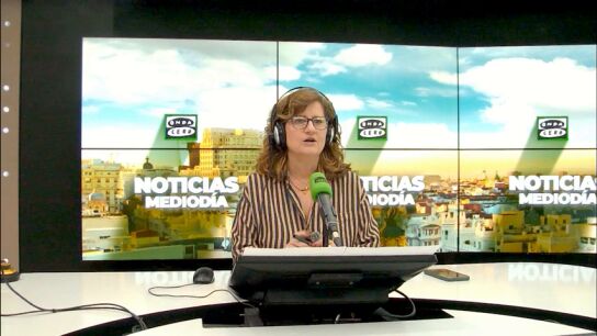 Elena Gijón: "Nadar en la abundancia es lo que tiene. ¿No lo han notado ustedes mes a mes?"