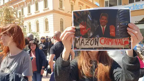Mazón vista Castellón y suspende su agenda ante las protestas y abucheos de la ciudadanía Mazón vista Castellón y suspende su agenda ante las protestas y abucheos de la ciudadanía