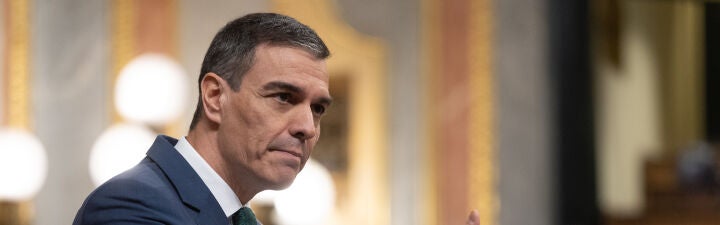 ¿Cree acertada la ausencia del presidente del Gobierno en el funeral del Papa?